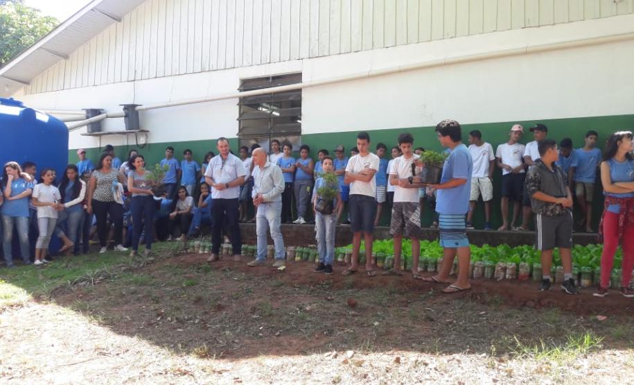 Colégio Estadual Almirante Barroso