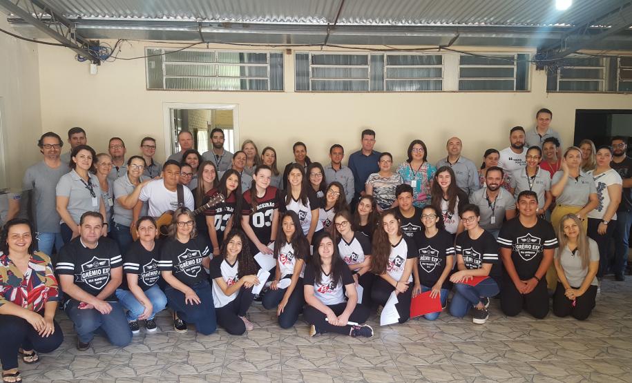 Homenagem para os professores e funcionários do NRE Cianorte